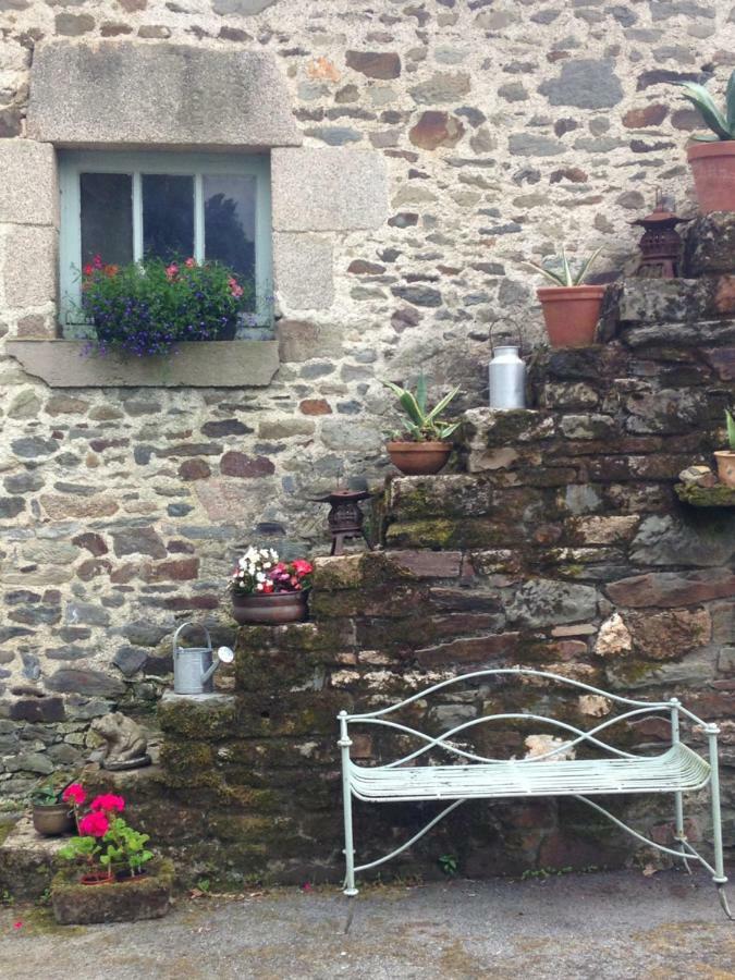 Le Petit Chateau, Matisse Noyal-Pontivy エクステリア 写真